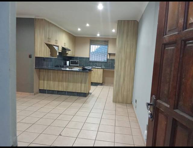 2 BEDROOM COMPLEX FOR SALE IN VORNA VALLEY